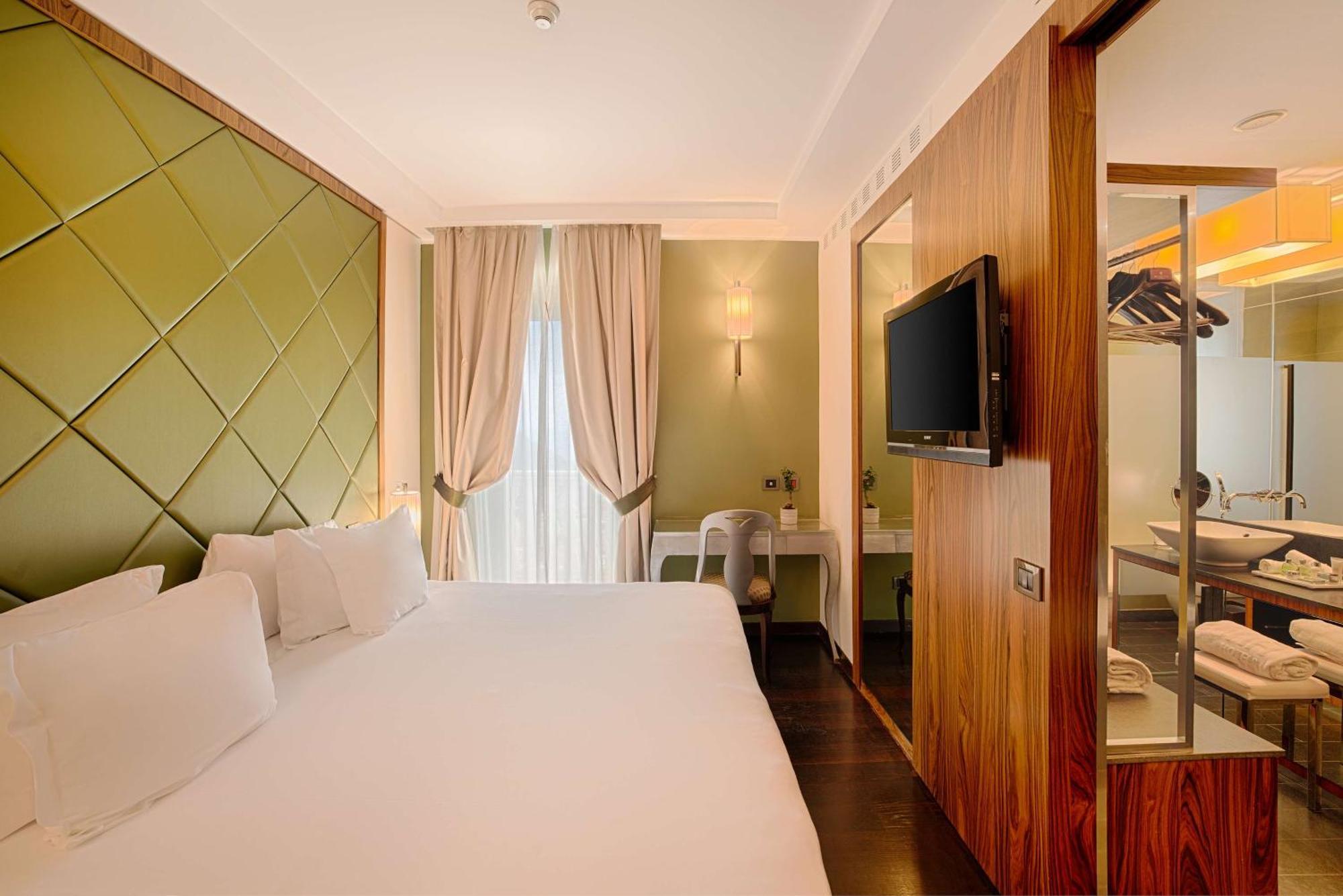 เอ็น เอช ค็อลเลคชั่น ทอร์มิน่า Hotel ตาออร์มินา ภายนอก รูปภาพ